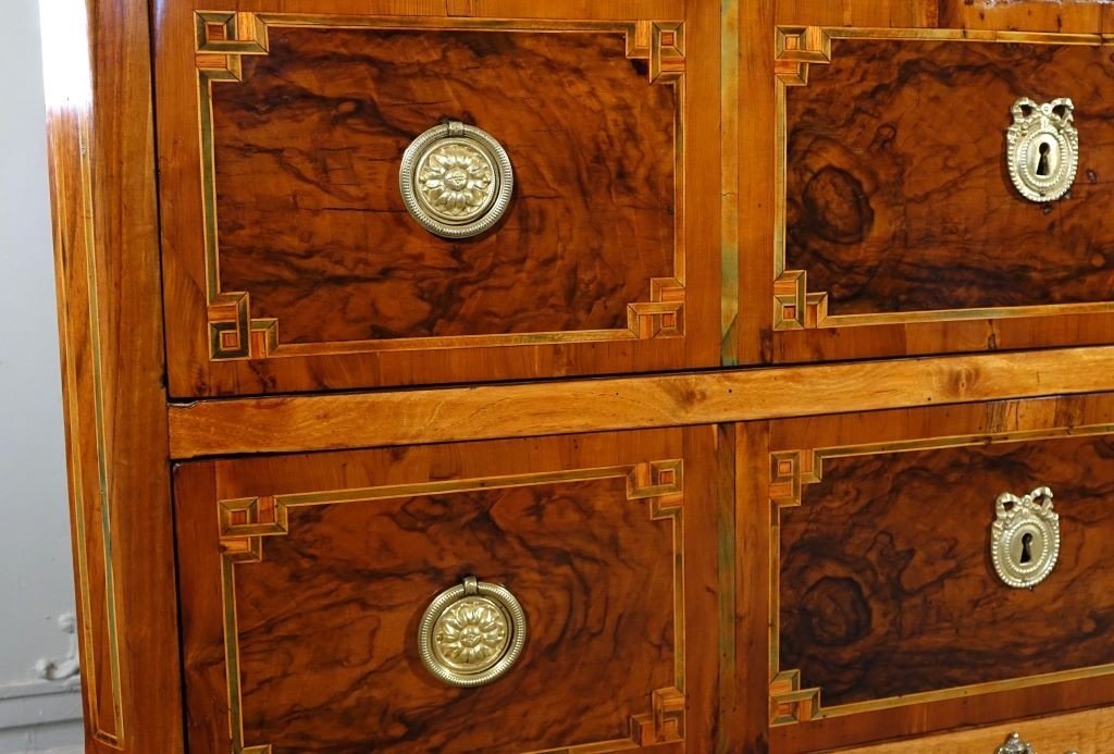 Louis XVI Marquetry Chest Of Drawers-photo-5