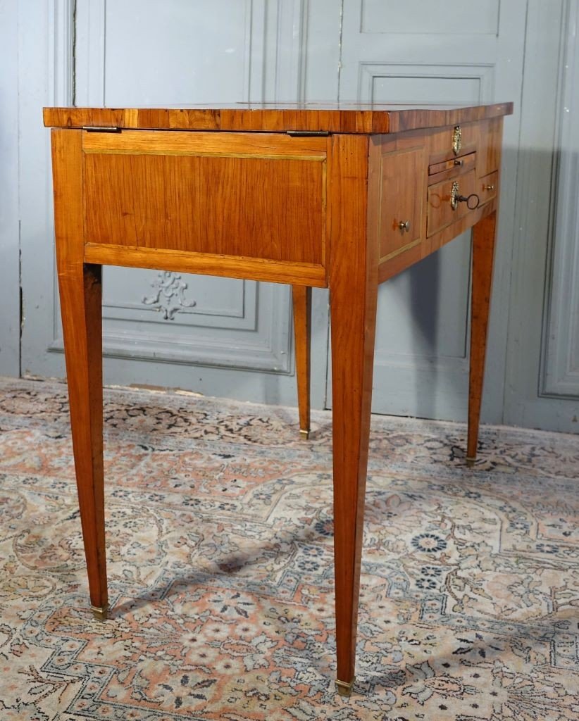 Louis XVI Period Dressing Table In Marquetry-photo-2