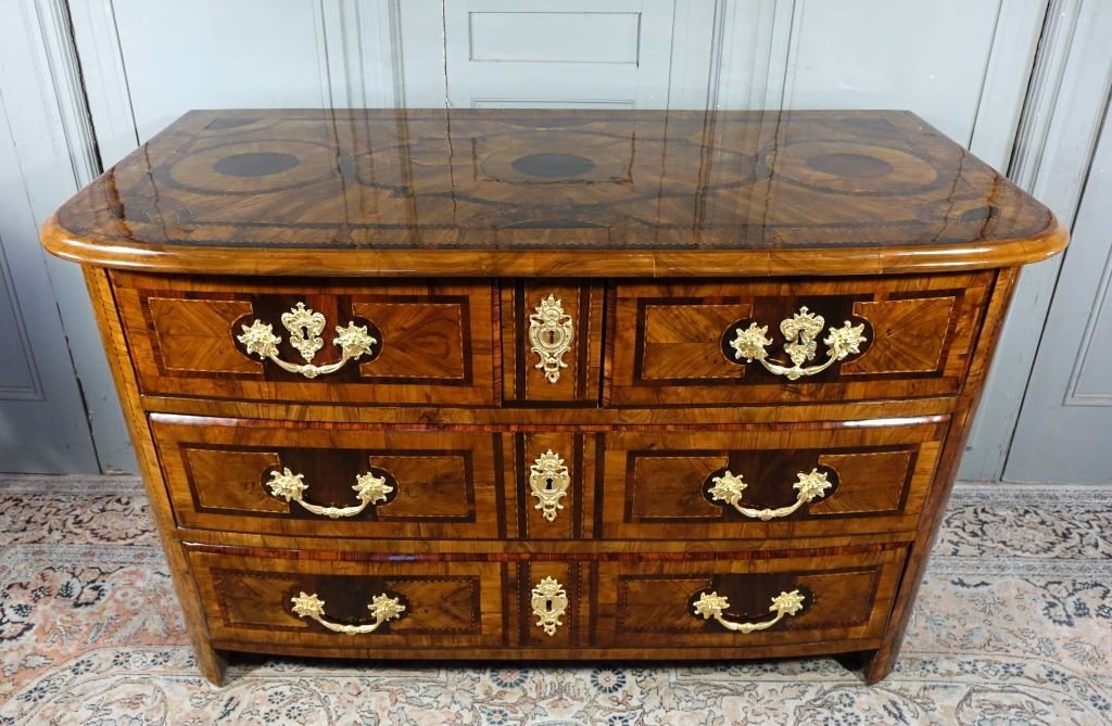 Commode grenobloise en olivier - Dauphiné époque Louis XIV début XVIIIème