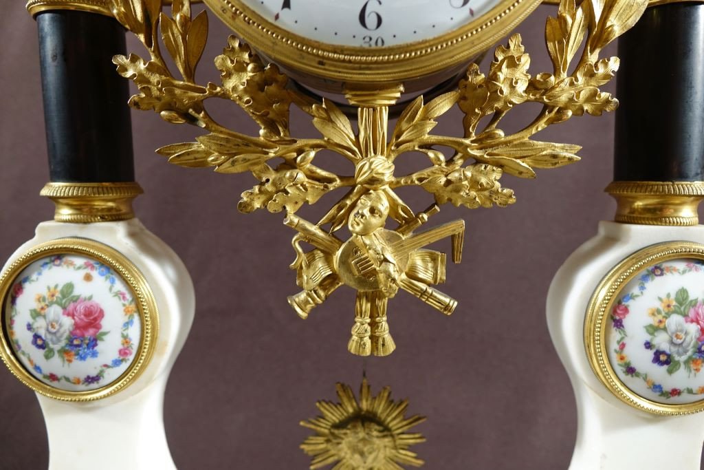 Louis XVI Period Clock. Late 18th Century.-photo-4