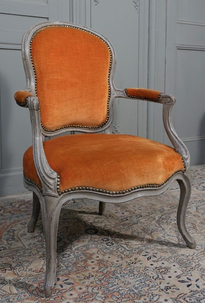 Paire De Fauteuils Louis XV Estampillés M. Jullien-photo-4