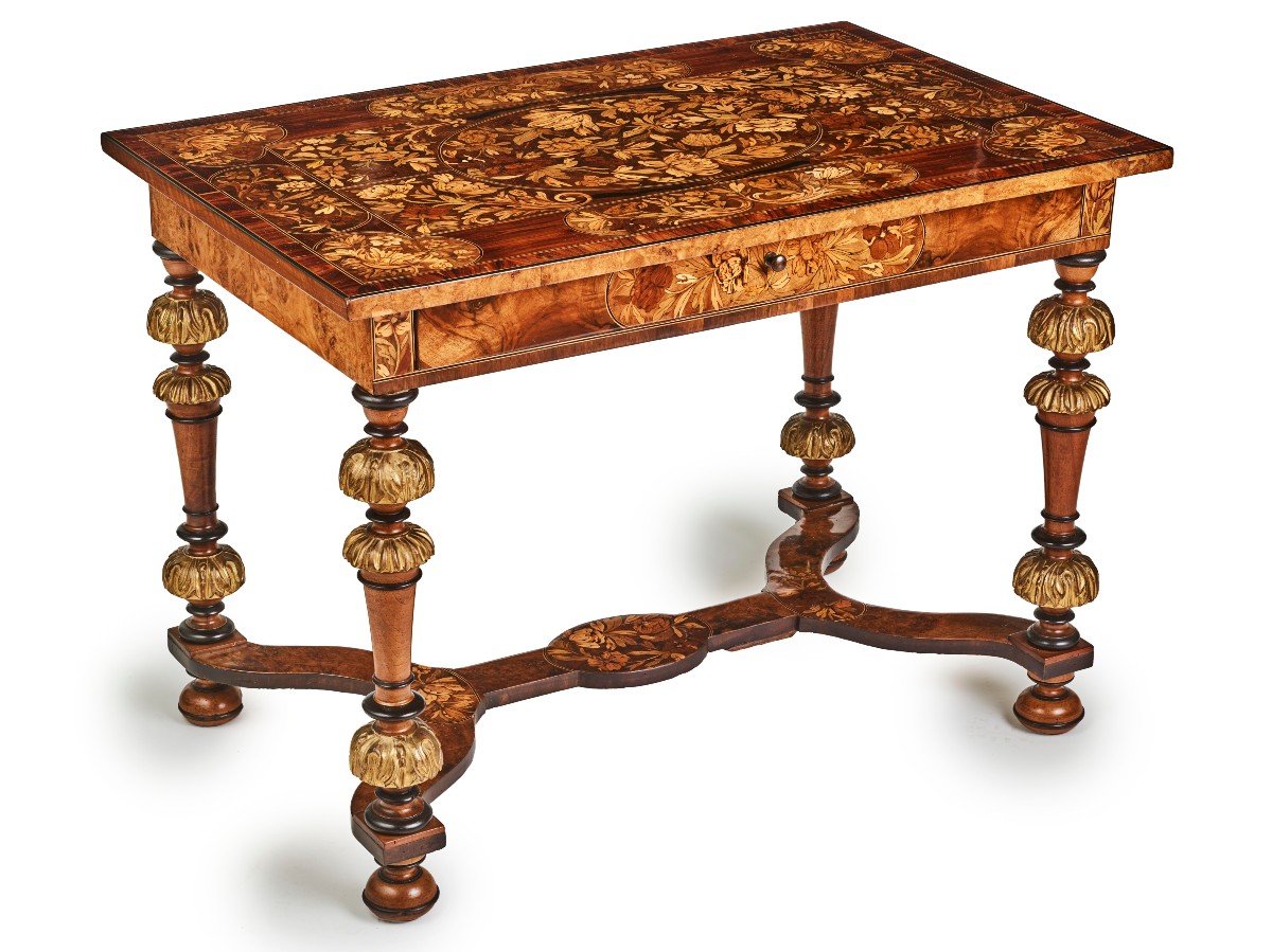 Richly Marquetry Louis XIV Table