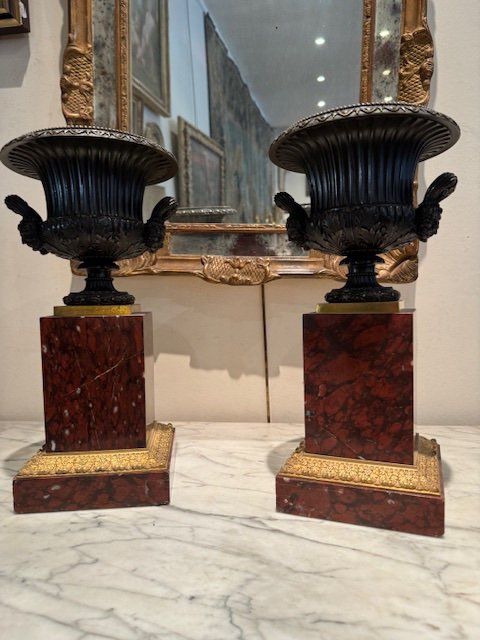 Pair Of Medici Vases Around 1810