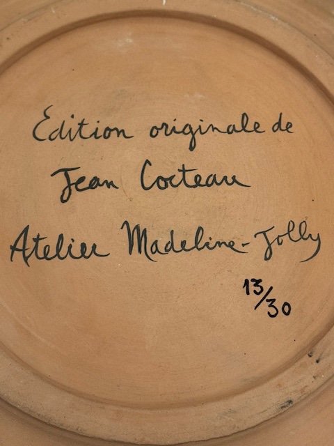 Plat signé Jean Cocteau (1889 -1963)-photo-1