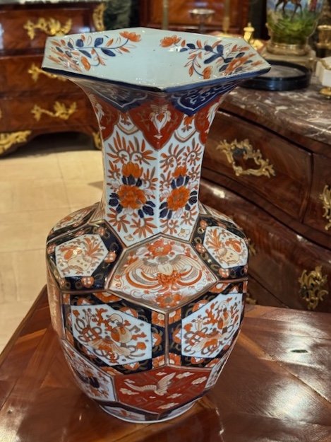 Pair Of 19th Century Imari Porcelain Vases -photo-4