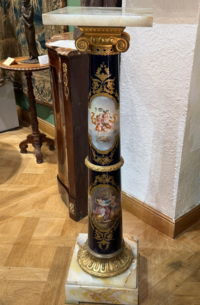 Porcelain And Bronze Column Signed Quentin