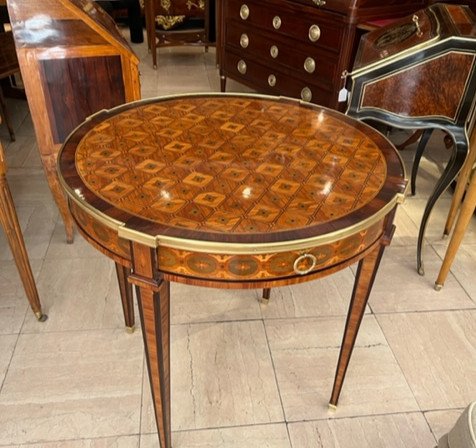 Louis XVI Style Inlaid Pedestal Table