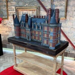 Maquette Du Château De Trévarez Dans Le Finistère