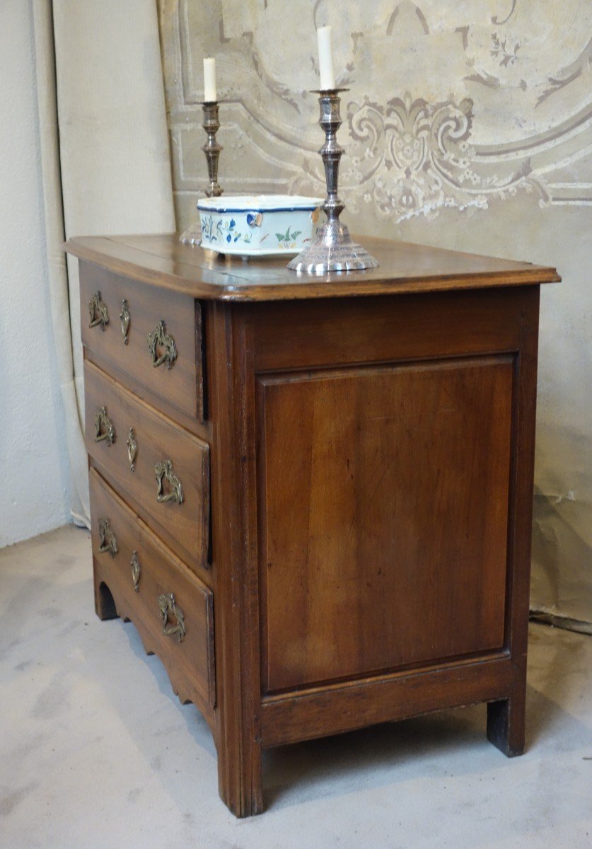 Petite Commode Parisienne En Noyer Du XVIIIème Siècle-photo-2