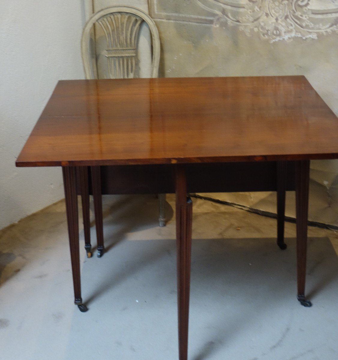 Very Beautiful 19th Century Mahogany Shuttered Table -photo-1