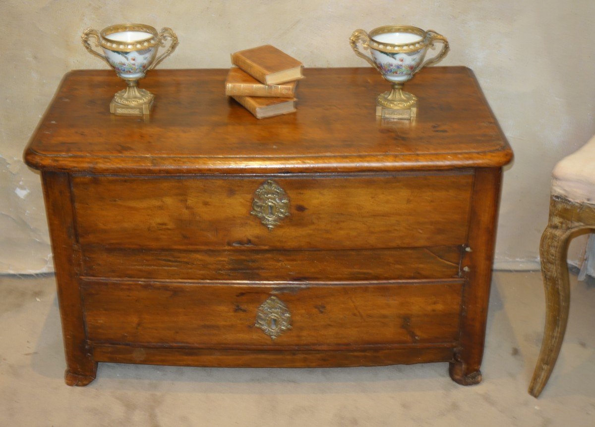 Louis XV Period Reduction Chest Of Drawers, 18th Century.-photo-4