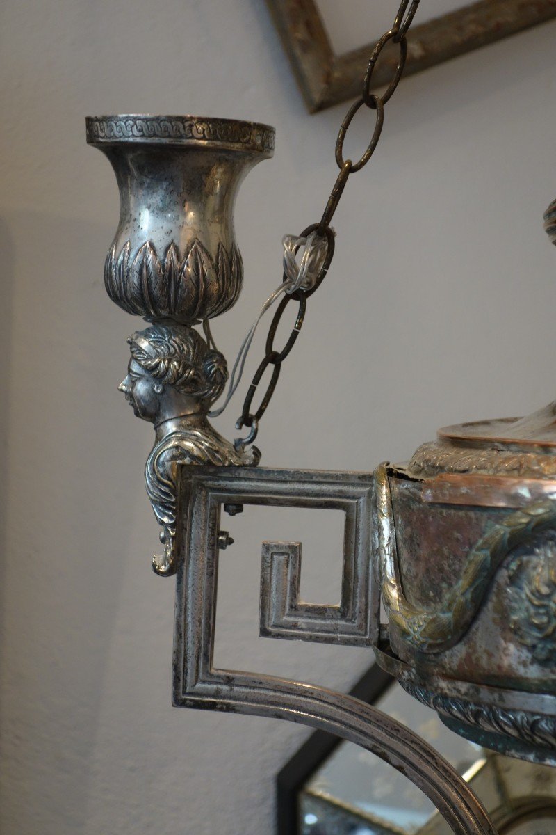 Louis XVI Plated Metal Shrine Chandelier-photo-3