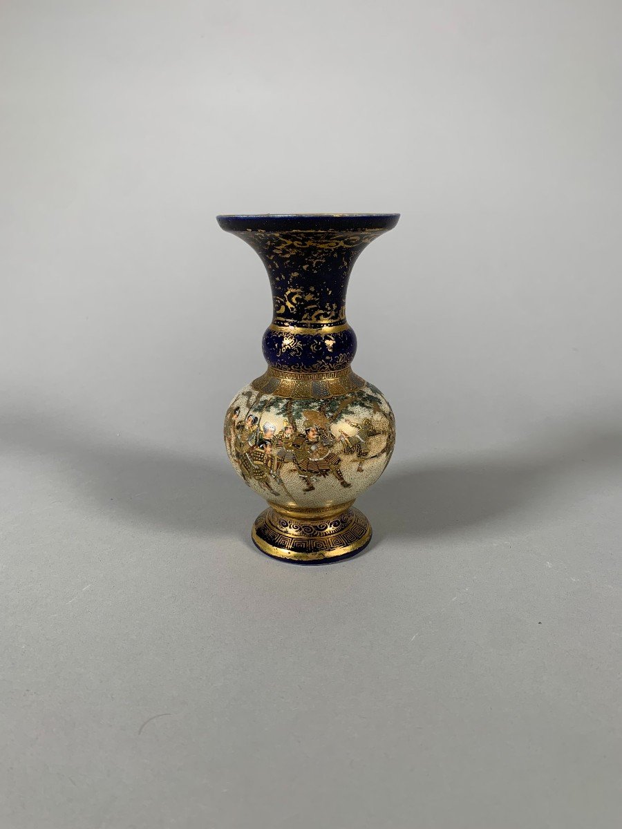 Earthenware Vase From Satsuma Japan - Meiji Period (1868–1912)-photo-4