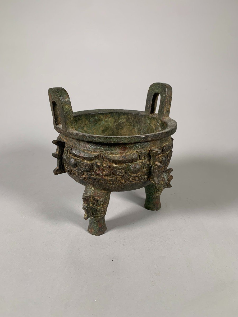 Perfume Brule In Bronze China 17th Century Qing Dynasty In The Archaic Style Of The Shang-photo-2