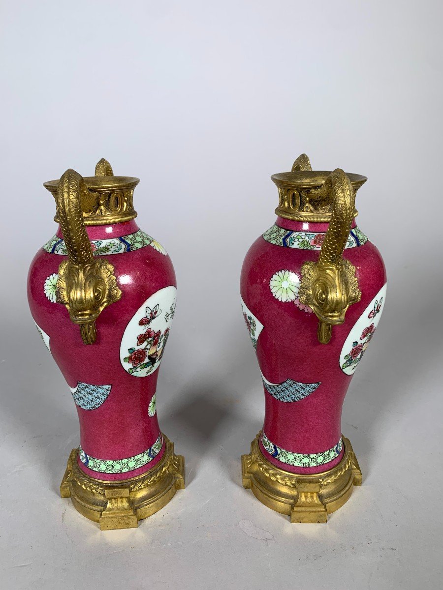 Paire De Vases En Porcelaine De Chine Epoque Qianlong  XVIIIeme Siecle -photo-2
