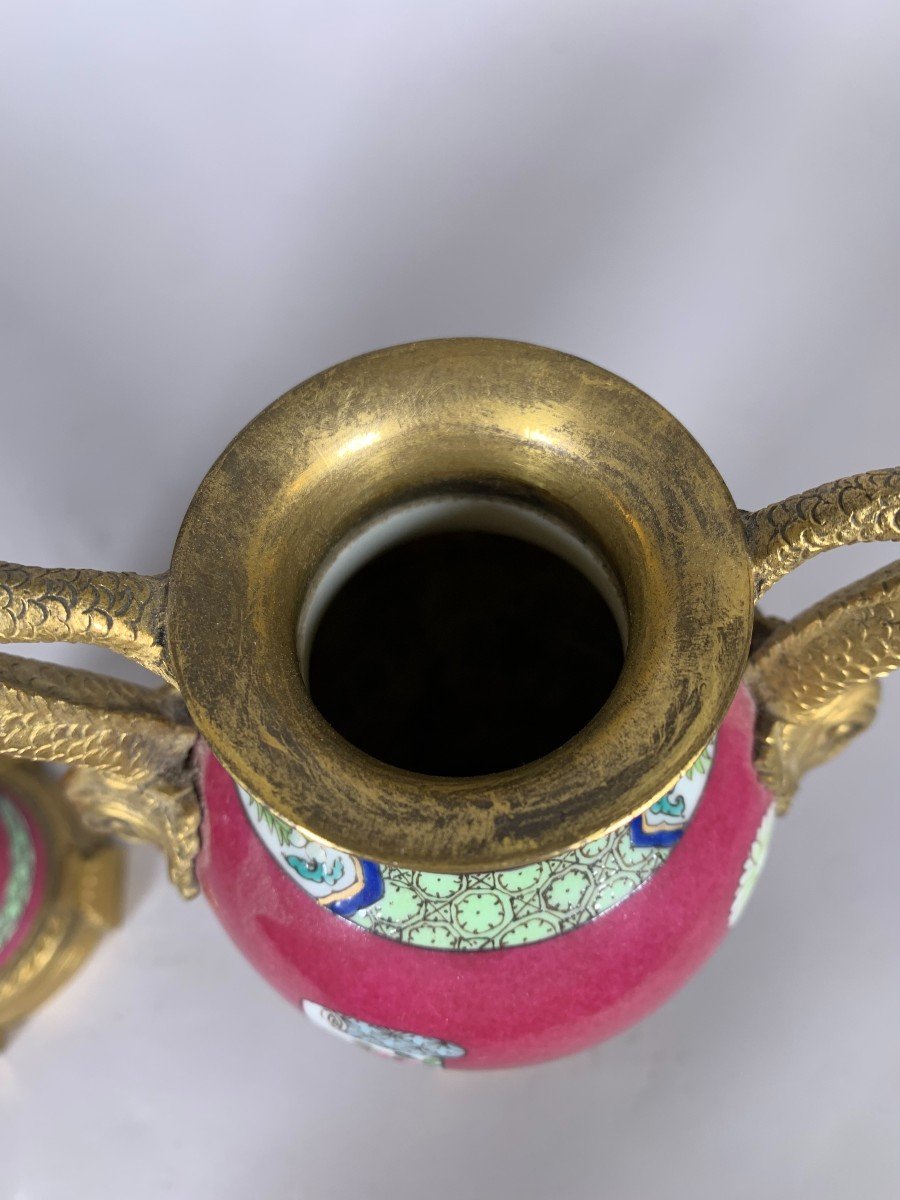 Paire De Vases En Porcelaine De Chine Epoque Qianlong  XVIIIeme Siecle -photo-4
