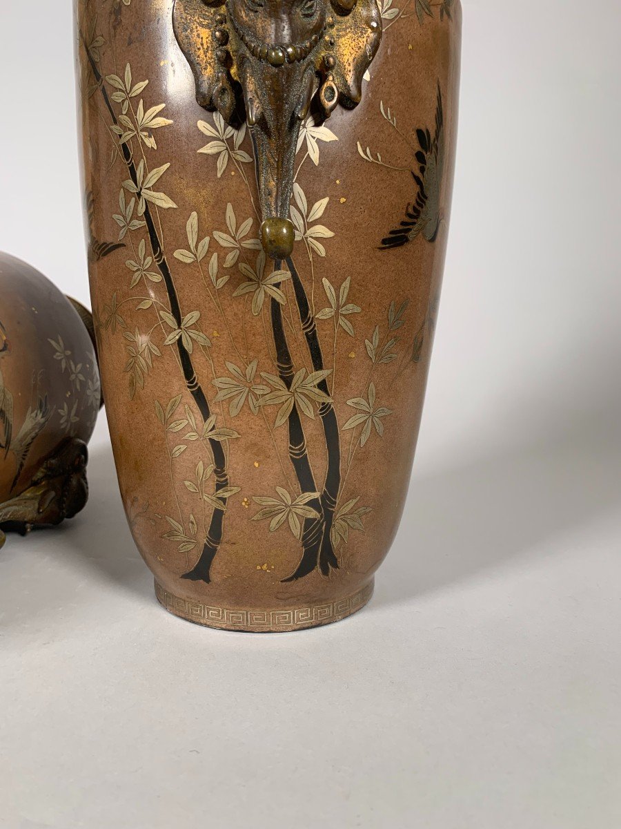  Paire De Vase En Porcelaine De Style Japonisant Signée l'Escalier De Cristal Milieu Du XIXème-photo-6