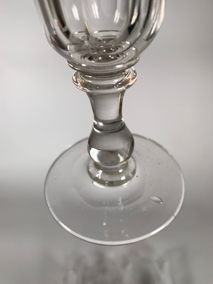 5 Flutes à Champagne En Verre Soufflé Et Taillé  XVIIIeme Siècle -photo-2