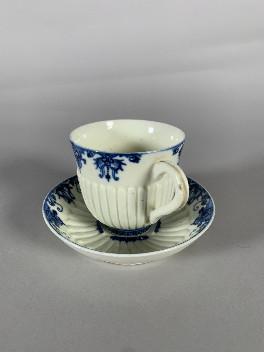 Saint Cloud - 18th Century Soft Porcelain Cup -photo-2