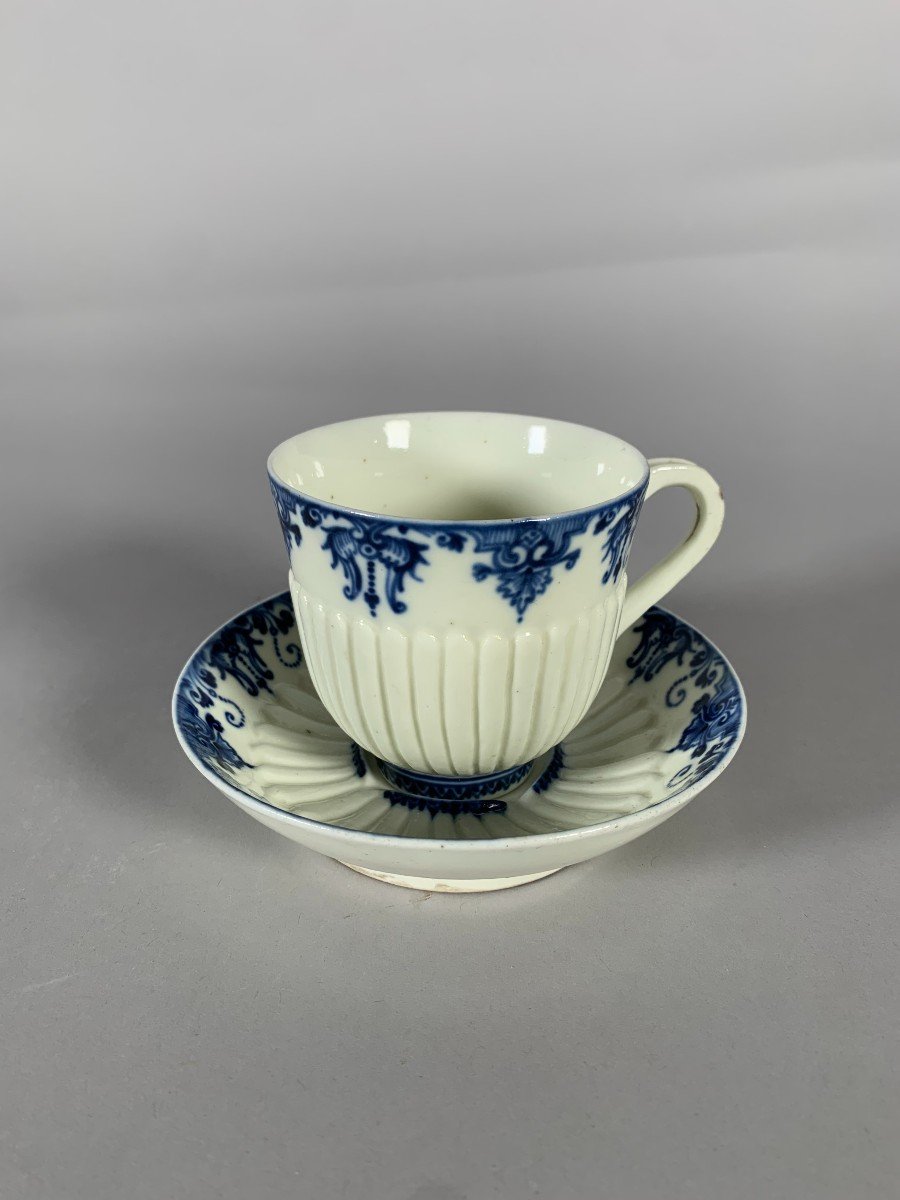 Saint Cloud - 18th Century Soft Porcelain Cup -photo-4