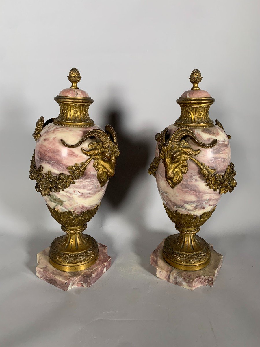 Paire De Cassolettes En Marbre Rose Et Bronze Doré Style Louis XVI-photo-2