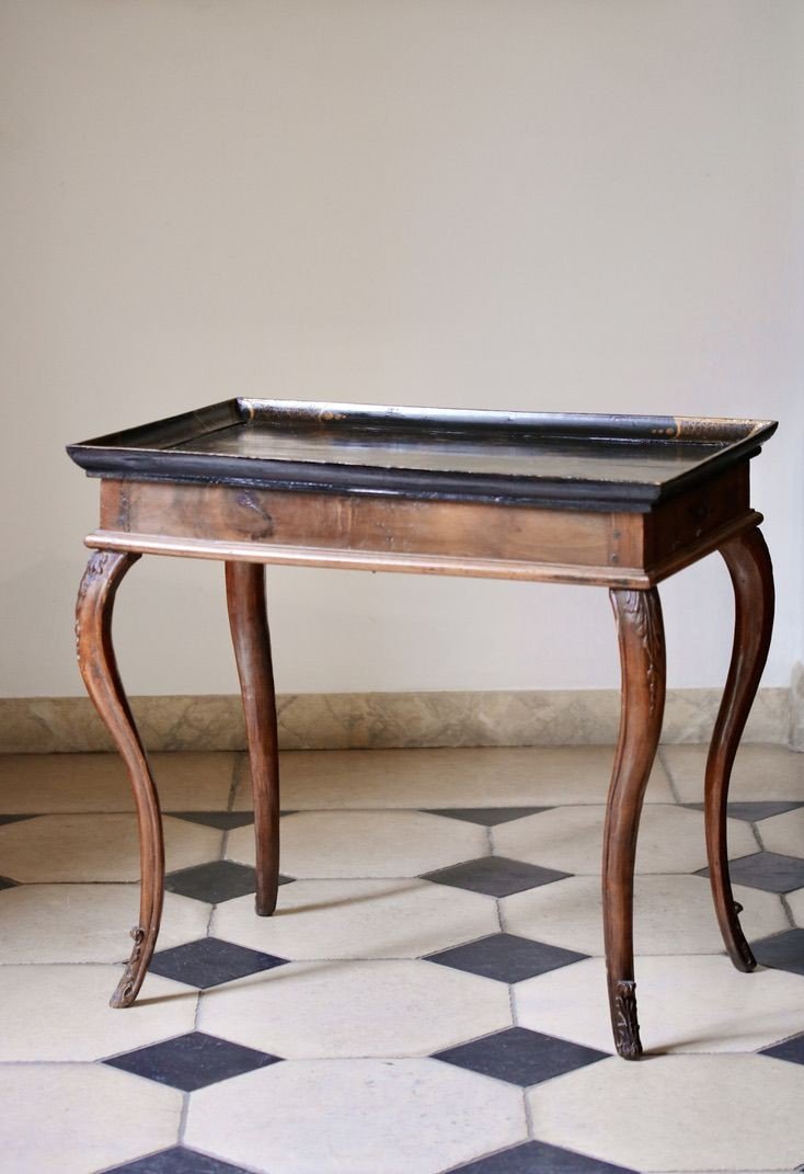 Cabaret Table In Martin Varnish And Walnut