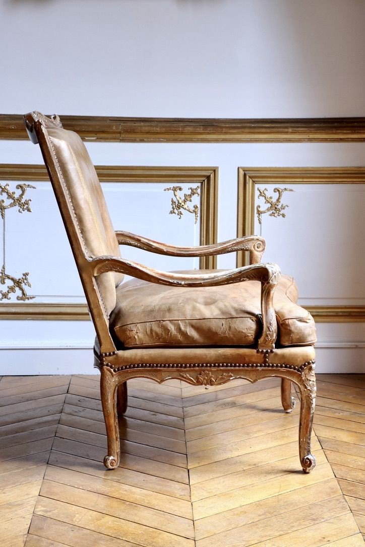 Paire De Fauteuils En Bois Doré Et Sculpté -photo-3