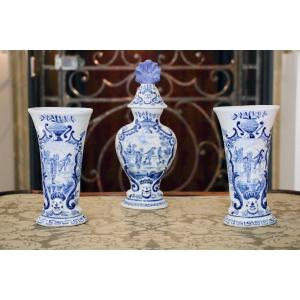 Ensemble De Vases De Delft