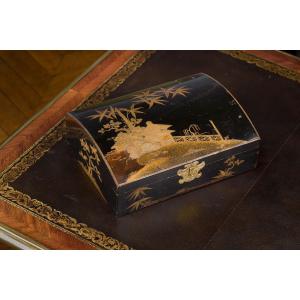 Very Rare Japanese Lacquer Box