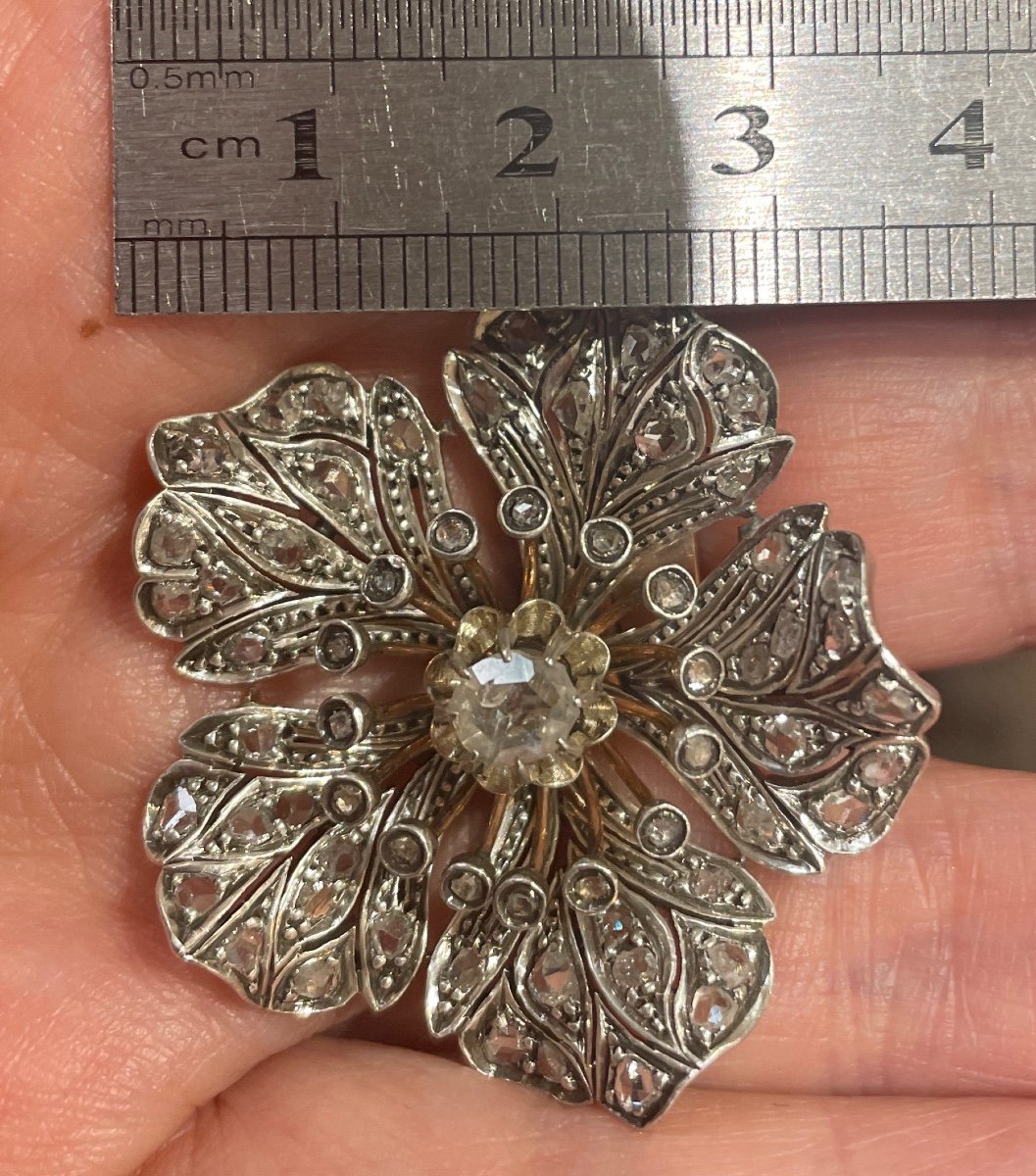 Silver And Gold Diamond Flower Brooch -photo-1