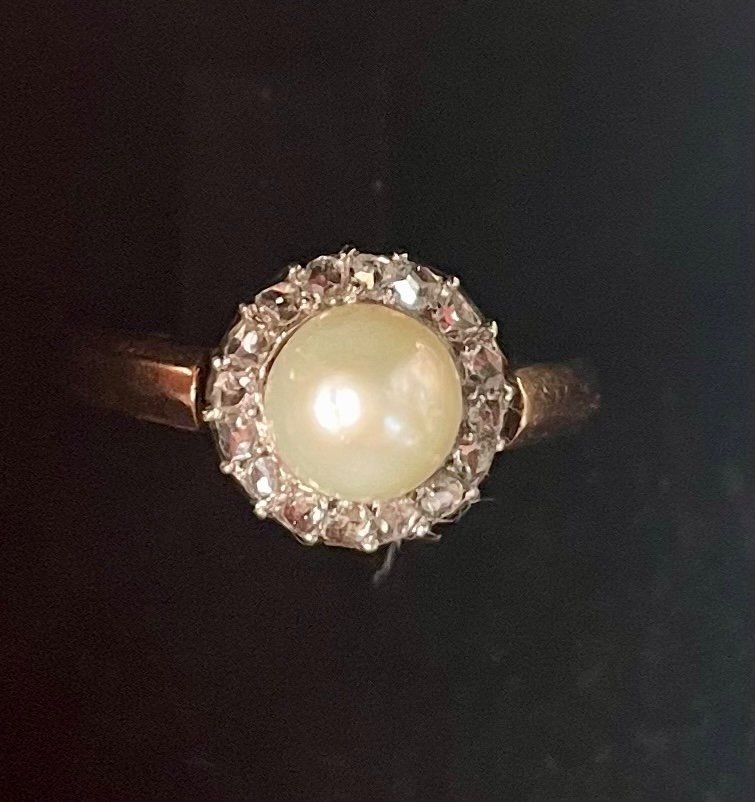 Cultured Pearl Gold Ring Diamond Entourage 