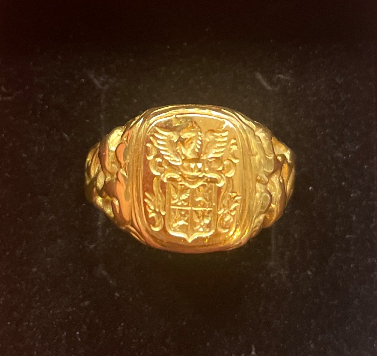 18ct Gold Signet Ring