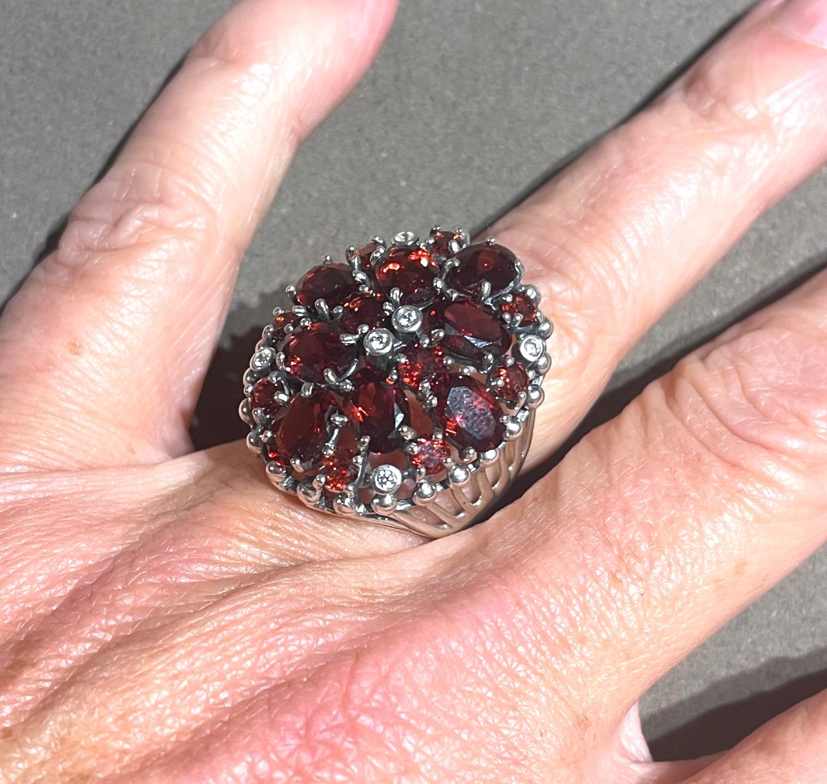 Silver Ring Set With Garnets And Zirconium-photo-7