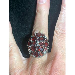 Silver Ring Set With Garnets And Zirconium