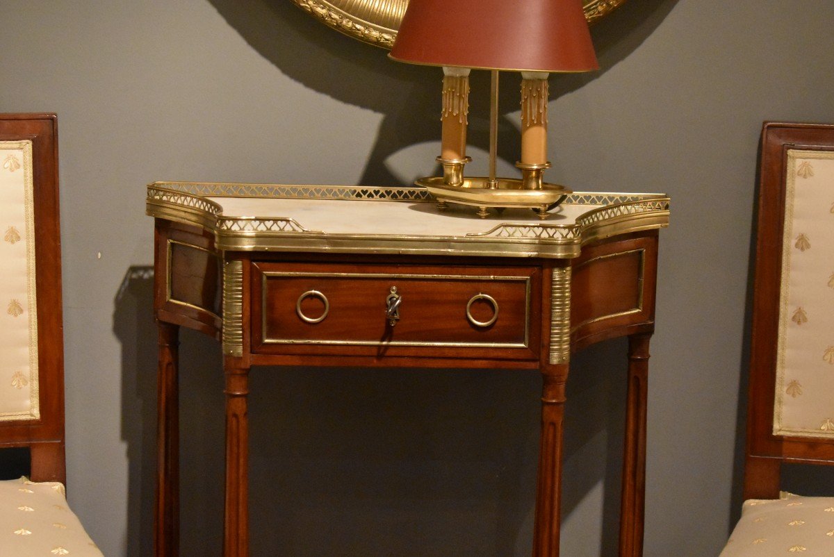 Louis XVI Style Mahogany Console-photo-3