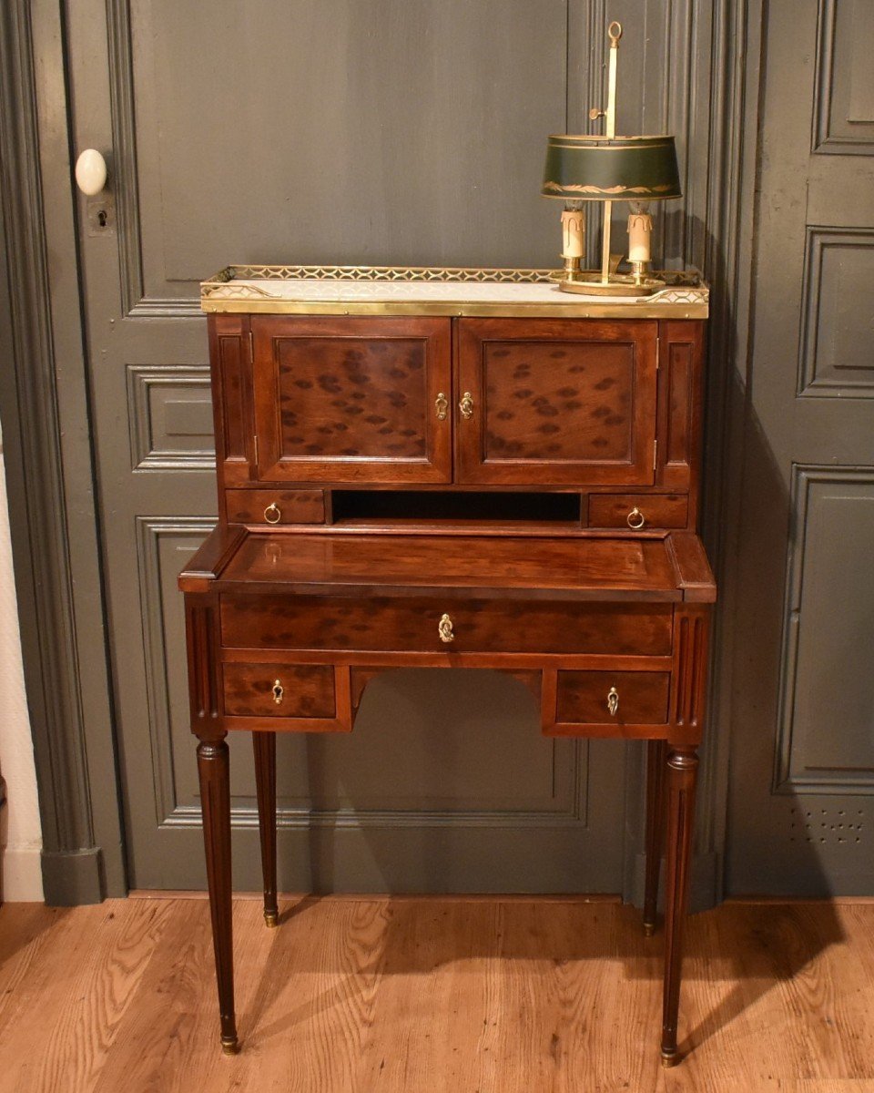 Bureau Bonheur Du Jour En Acajou De Style Louis XVI