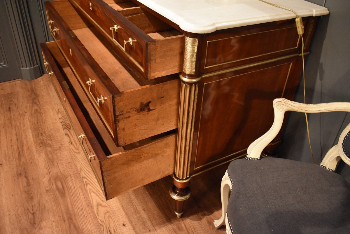 Louis XVI Style Mahogany Commode-photo-4