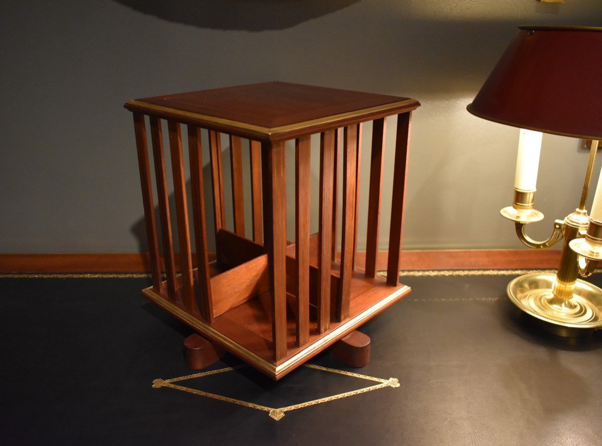 Small Revolving Table Bookshelf