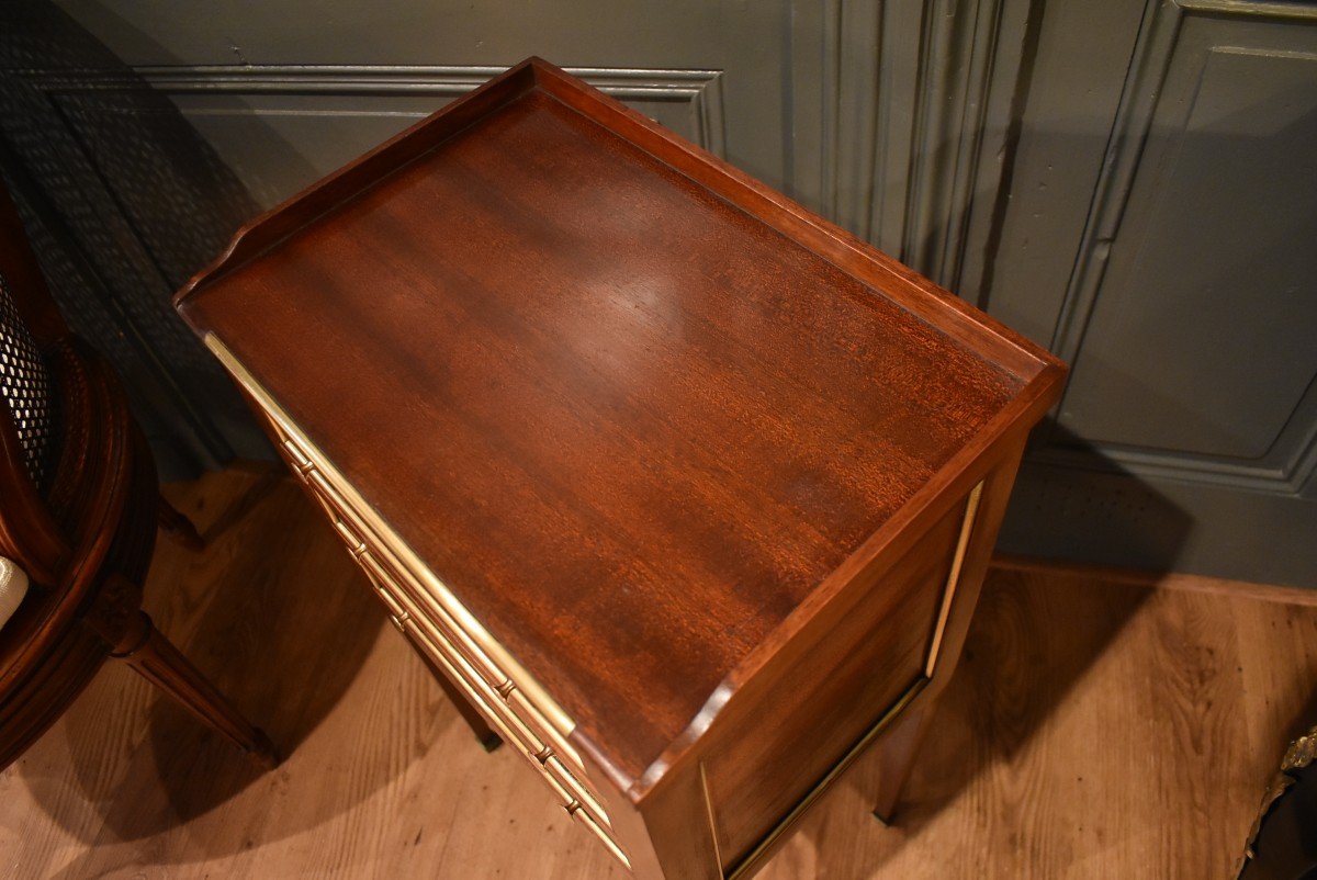 Louis XVI Style Mahogany Bedside Table-photo-1