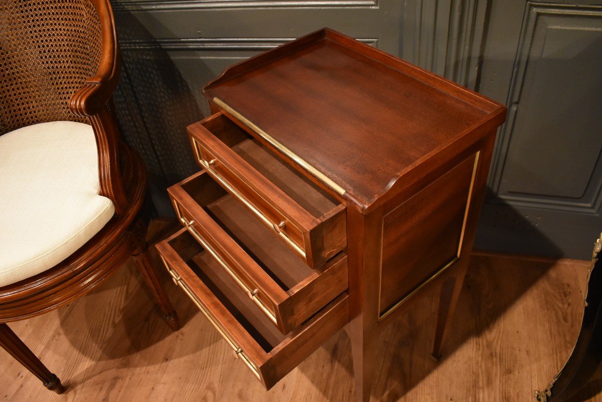 Louis XVI Style Mahogany Bedside Table-photo-2