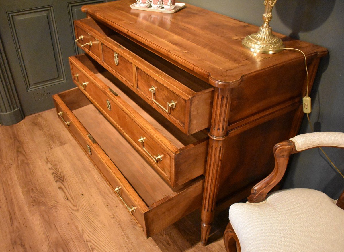 Louis XVI Style Chest Of Drawers In Walnut-photo-1