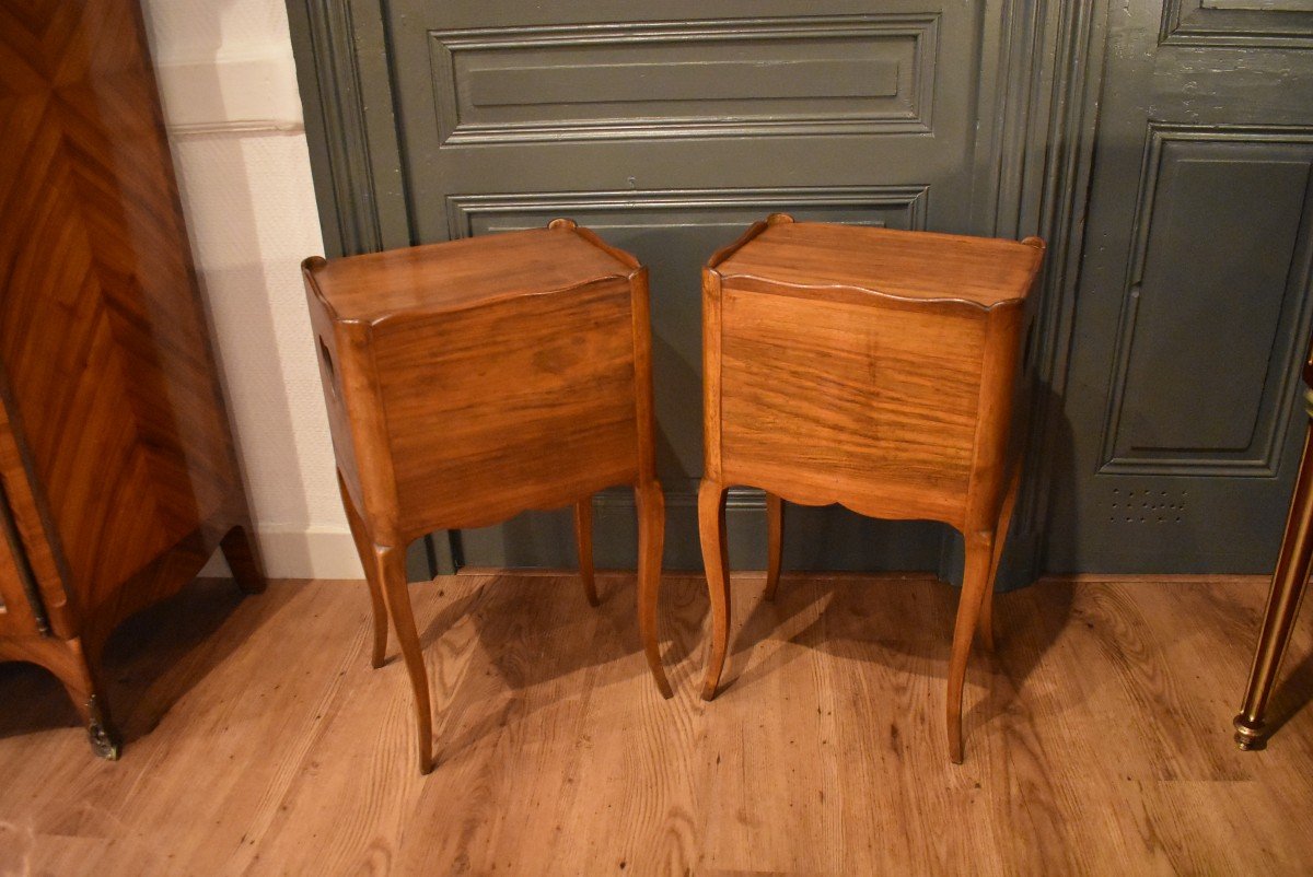 Pair Of Louis XV Style Walnut Bedside Tables-photo-7