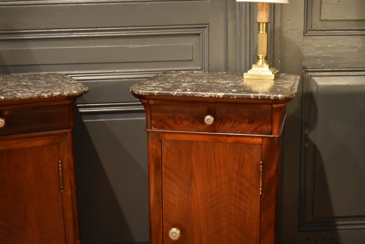 Two Louis Philippe Mahogany Bedside Tables-photo-3