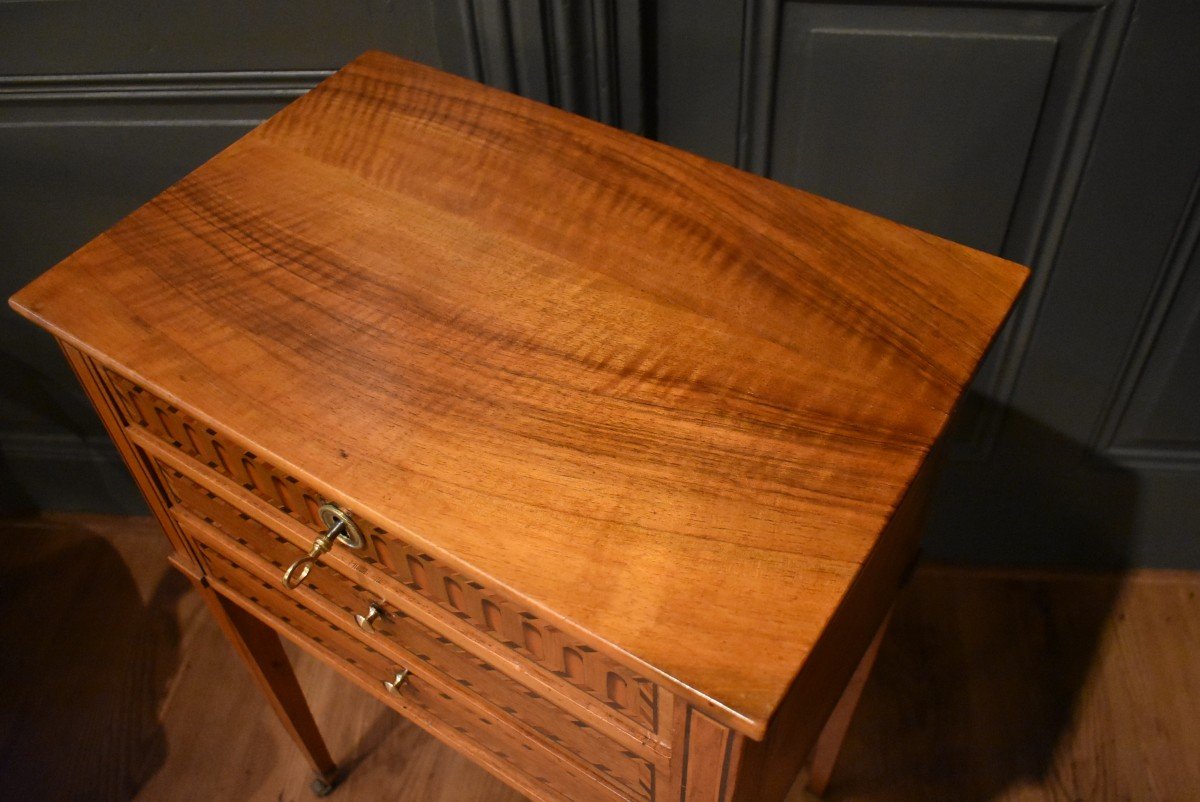 Walnut And Marquetry Chiffonnière Table-photo-2