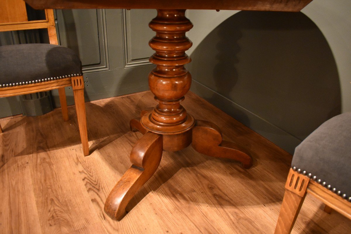 Round Walnut Side Table -photo-1