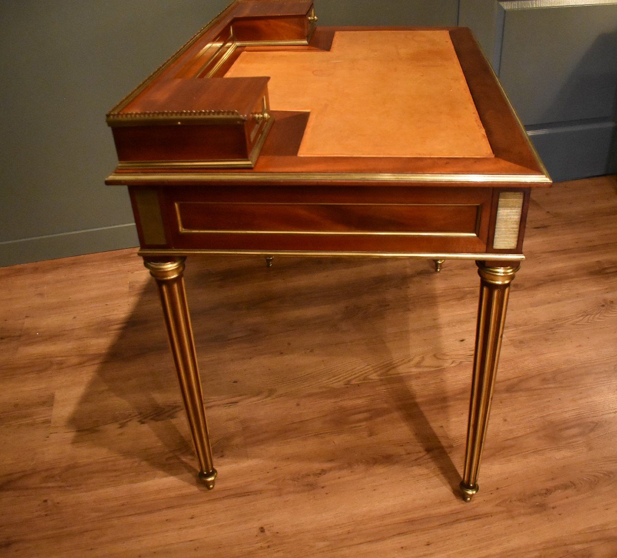 Small Louis XVI Style Mahogany Desk-photo-5