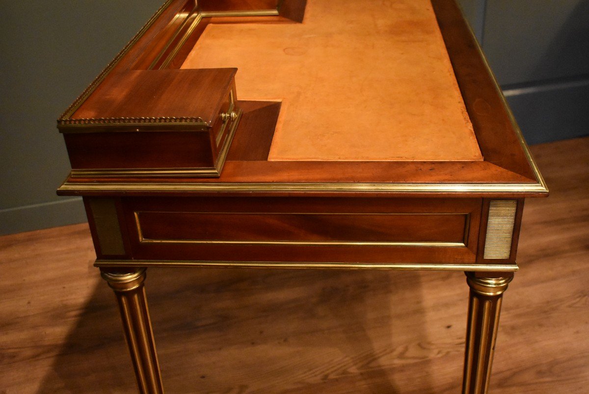 Small Louis XVI Style Mahogany Desk-photo-6