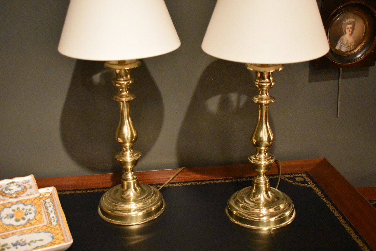 Pair Of Lamps-photo-1