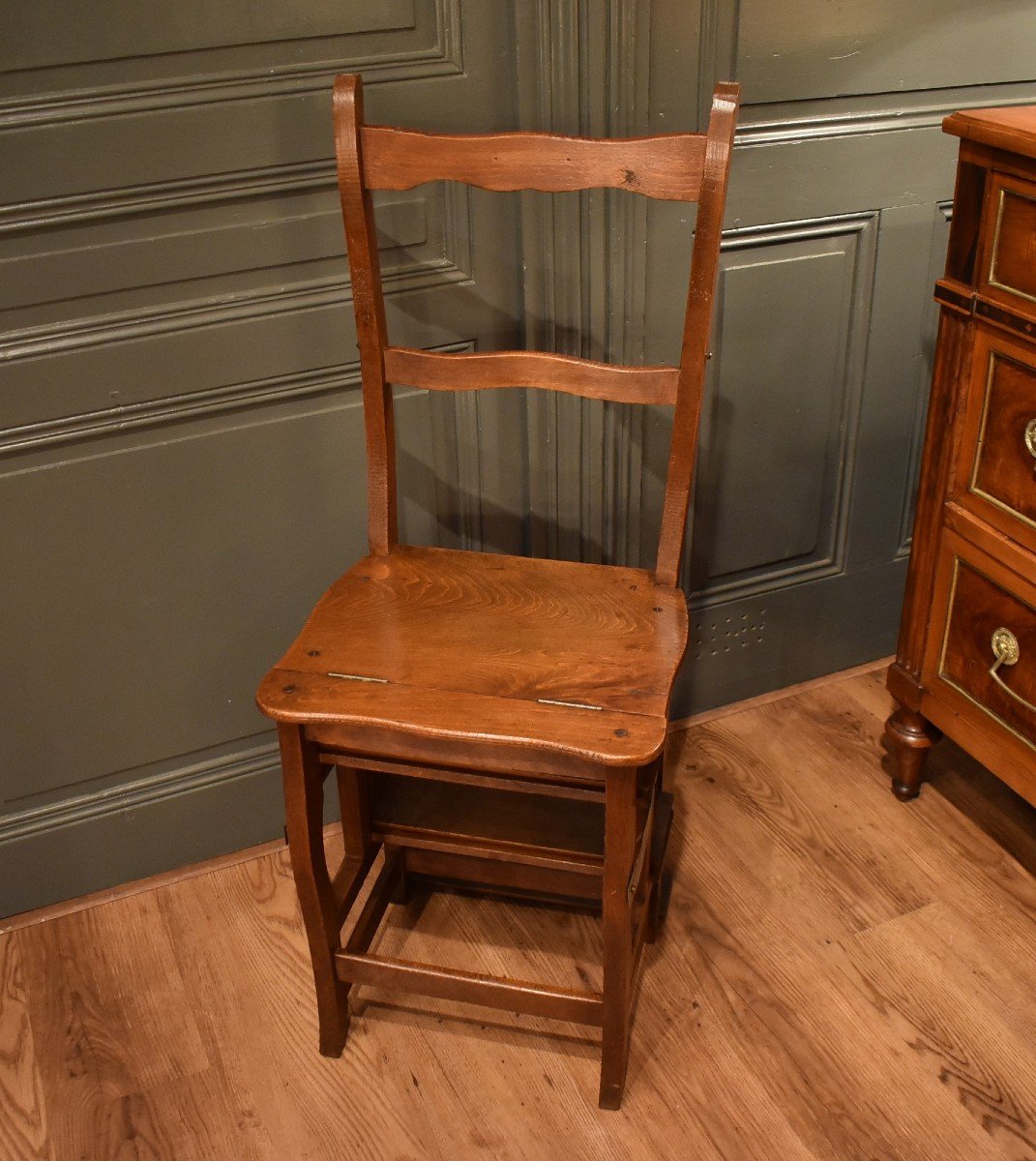 Stepladder Chair-photo-3