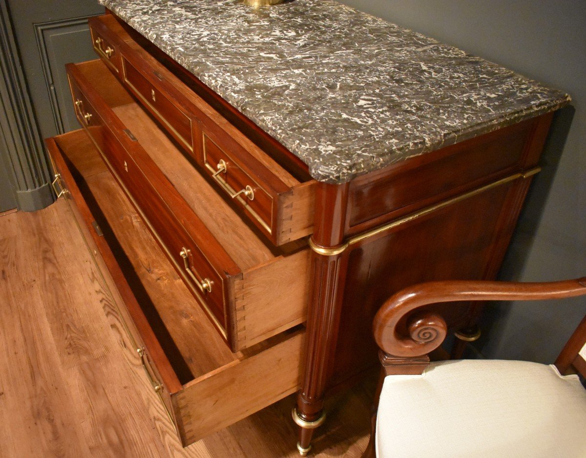 Commode De Style Louis XVI En Acajou-photo-1